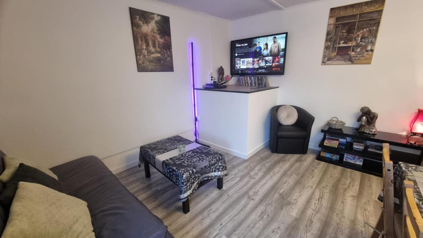 Appartement Rethel - Netflix - Marc & Cecile מראה חיצוני תמונה